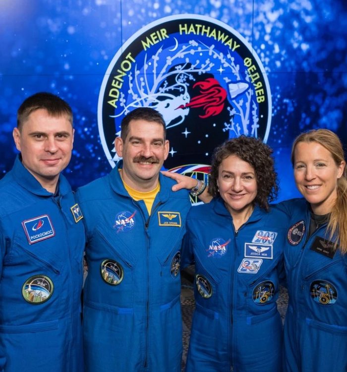 Космонавт Андрей Федяев вместе с экипажем корабля Crew Dragon вернулись на Землю